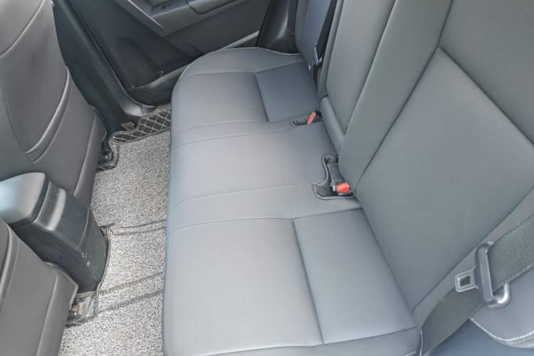 Used Toyota Levin 2017 Revised 185T CVT Elite Edition China V Standard Left Rear Seat