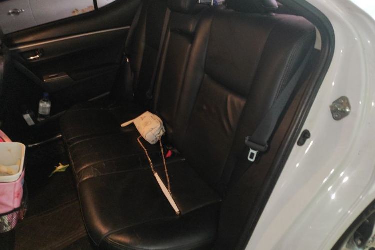 Used Toyota Levin 2017 Revised 185T CVT Elite Edition China V Standard Left Rear Seat