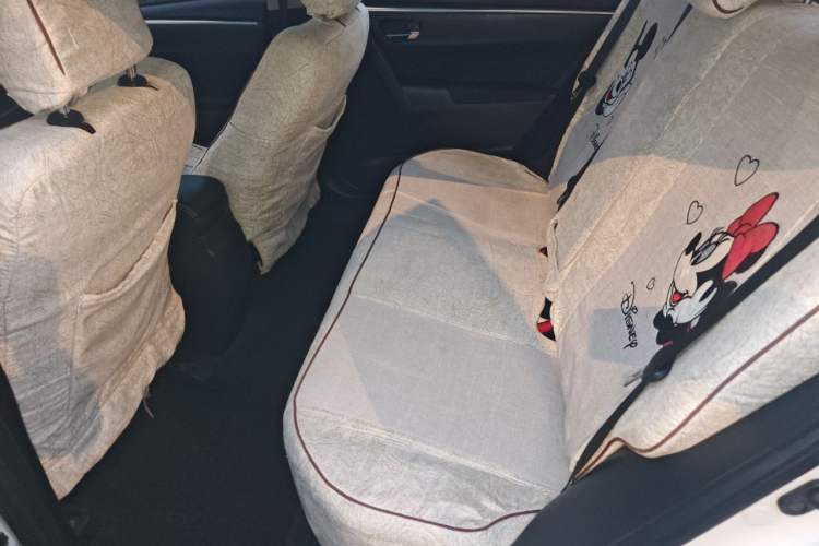 Used Toyota Levin 2017 Revised Version 185T CVT Elite Edition China VI Standard Left Rear Seat
