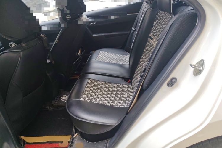 Used Toyota Levin 2017 Revised 185T CVT Elite Edition China V Standard Left Rear Seat