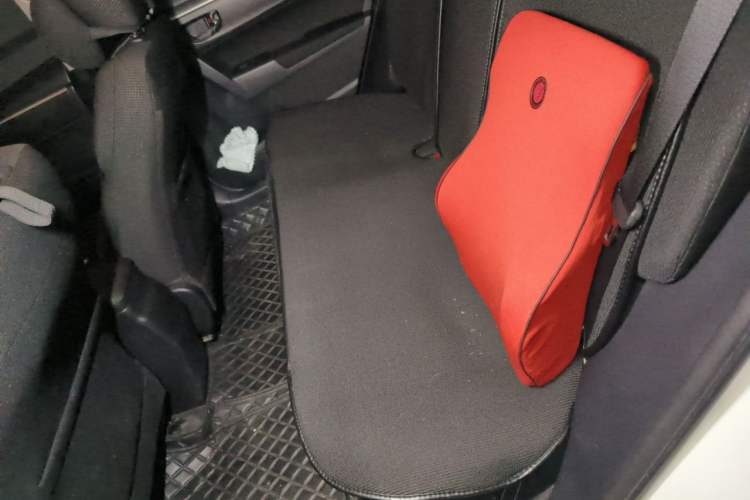 Used Toyota Levin 2017 Revised 185T CVT Elite Edition China V Standard Left Rear Seat