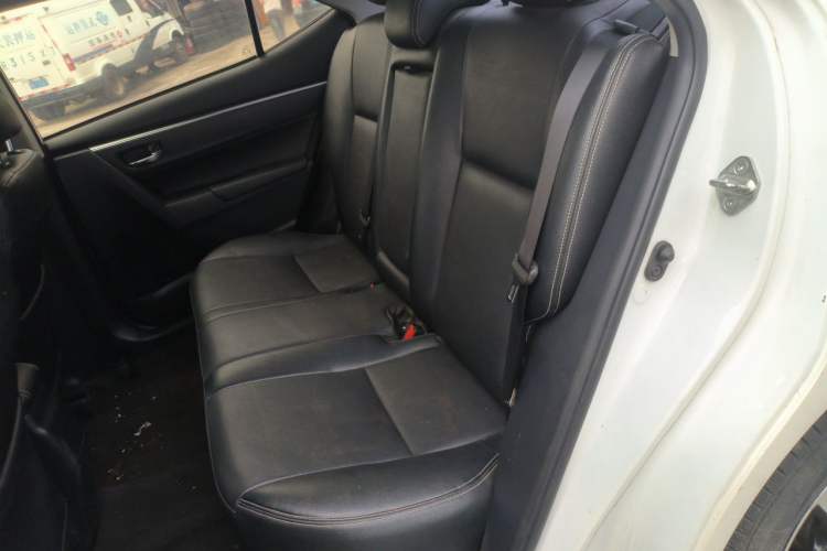Used Toyota Levin 2017 Revised 185T CVT Elite Edition China V Standard Left Rear Seat