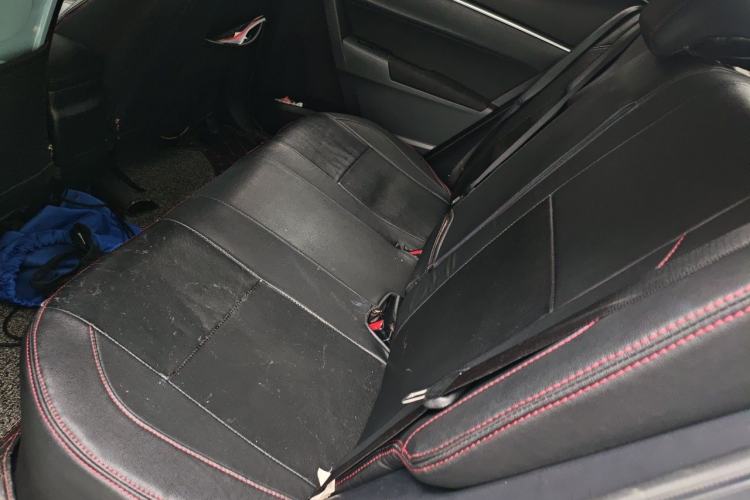 Used Toyota Levin 2017 Revised 185T CVT Elite Edition China V Standard Left Rear Seat
