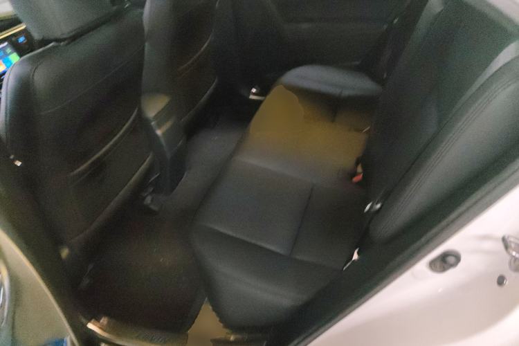 Used Toyota Levin 2017 Revised 185T CVT Elite Edition China V Standard Left Rear Seat