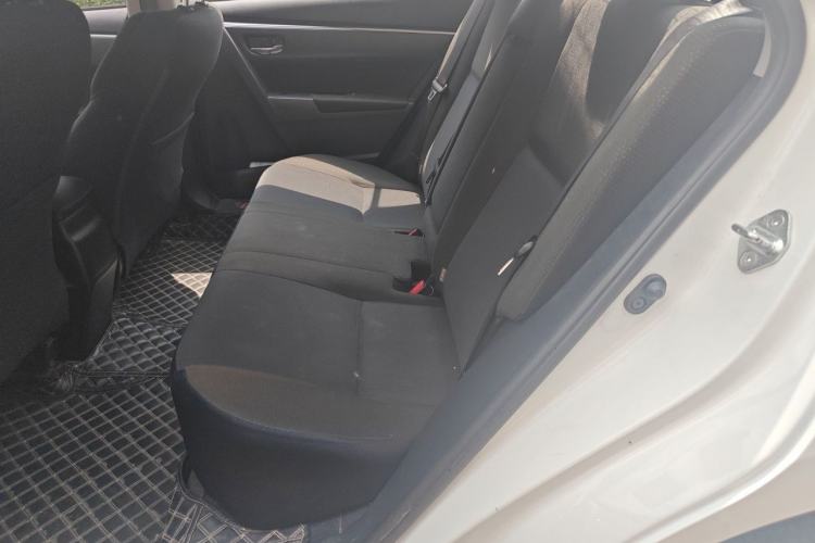 Used Toyota Levin 2017 Revised 185T CVT Elite Edition China V Standard Left Rear Seat