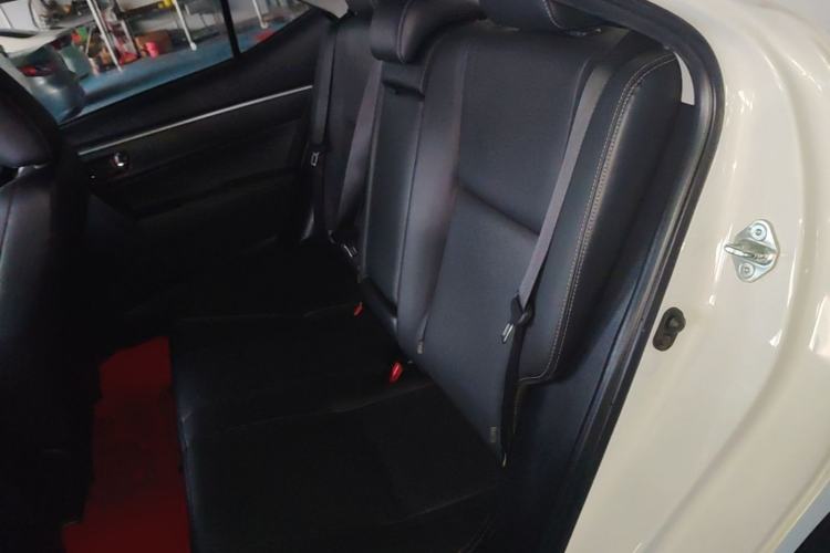 Used Toyota Levin 2017 Revised Version 1.8 GS-L CVT Leading Edition China V Standard Left Rear Seat
