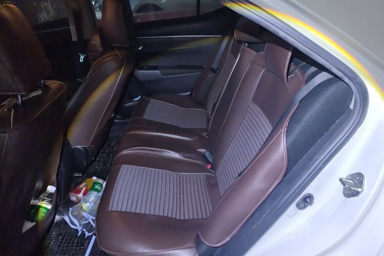 Used Toyota Levin 2017 Revised Dual-Engine 1.8H GS E-CVT Elite Sunroof Version China V Standard Left Rear Seat