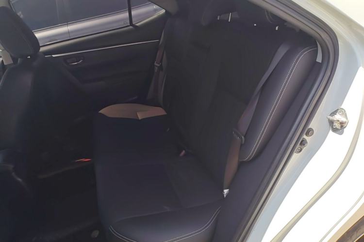 Used Toyota Levin 2017 Revised 185T CVT Elite Edition China V Standard Left Rear Seat