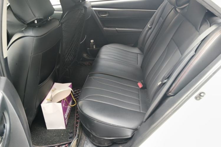 Used Toyota Levin 2017 Revised 185T CVT Elite Edition China V Standard Left Rear Seat