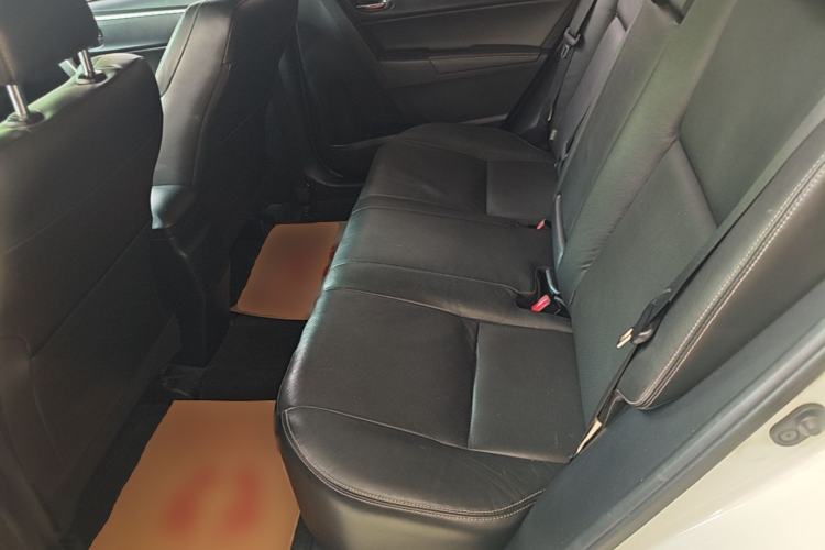 Used Toyota Levin 2017 Revised 185T CVT Leading Edition China V Standard Left Rear Seat