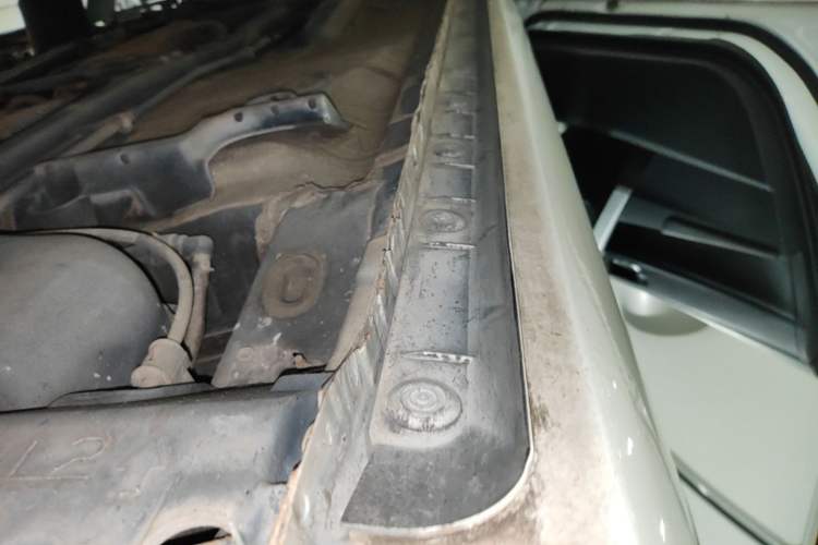 Used Toyota Levin 2017 Revised 185T CVT Elite Edition China V Standard Left Side Sill