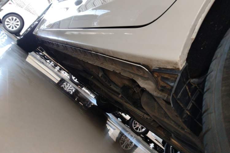 Used Toyota Levin 2017 Revised 185T CVT Elite Edition China V Standard Left Side Sill