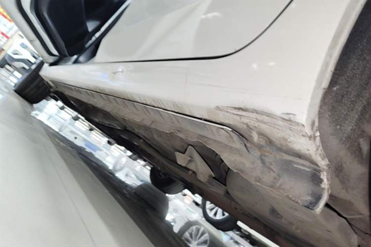 Used Toyota Levin 2017 Revised 1.8 GS CVT Elite Edition China V Standard Left Side Sill
