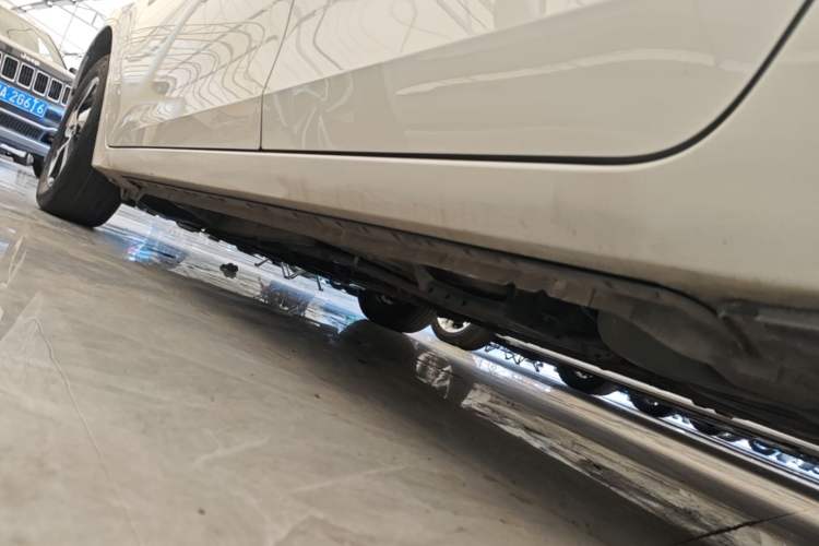 Used Toyota Levin 2017 Revised 185T CVT Elite Edition China V Standard Left Side Sill