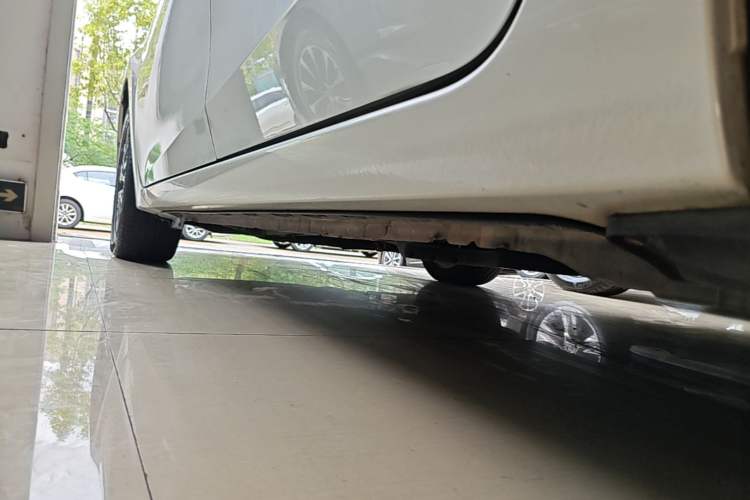 Used Toyota Levin 2017 Revised 185T CVT Leading Edition China V Standard Left Side Sill
