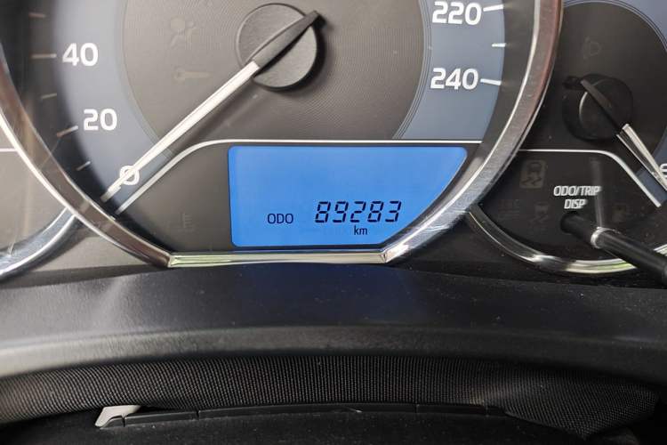 Used Toyota Levin 2017 Revised 185T CVT Elite Edition China V Standard Odometer Close Up