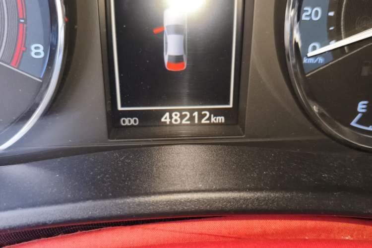 Used Toyota Levin 2017 Revised 1.8 GS CVT Elite Edition China V Standard Odometer Close Up