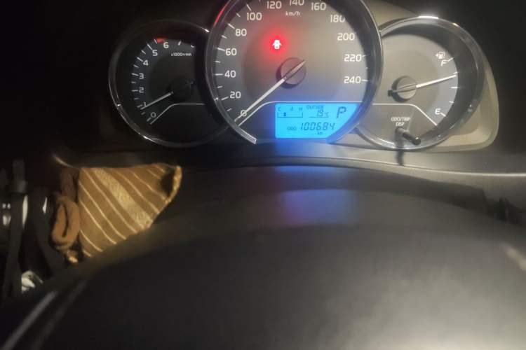 Used Toyota Levin 2017 Revised 185T CVT Elite Edition China V Standard Odometer Close Up