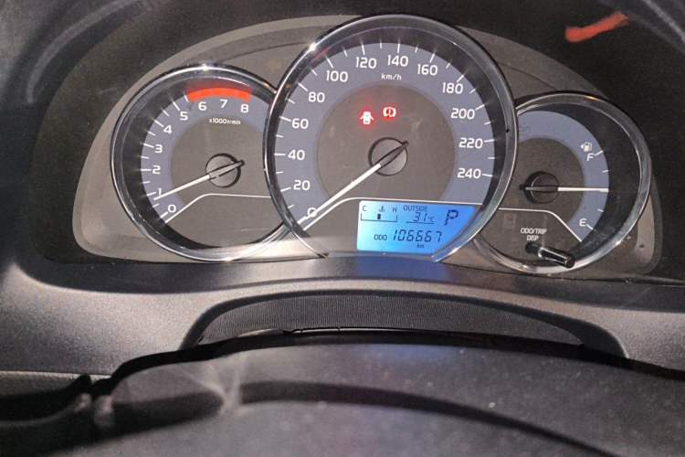 Used Toyota Levin 2017 Revised 185T CVT Elite Edition China V Standard Odometer Close Up