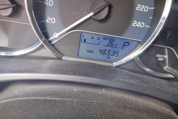 Used Toyota Levin 2017 Revised 185T CVT Elite Edition China V Standard Odometer Close Up