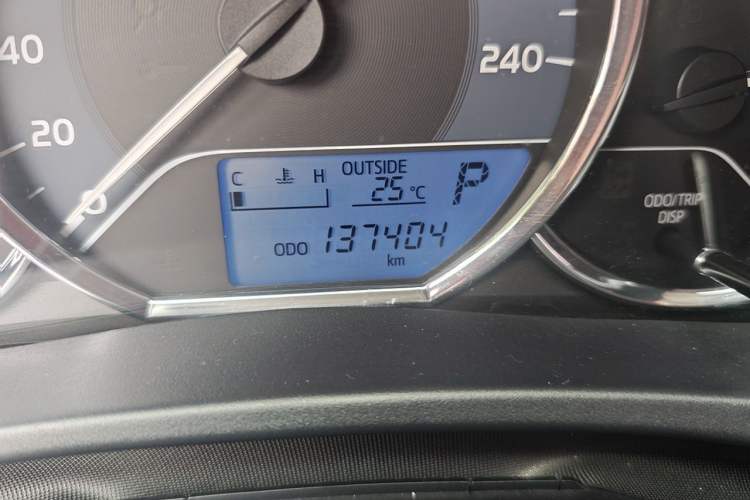 Used Toyota Levin 2017 Revised 185T CVT Leading Edition China V Standard Odometer Close Up