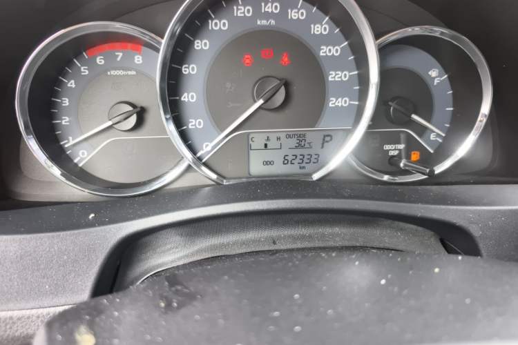 Used Toyota Levin 2017 Revised 185T CVT Elite Edition China V Standard Odometer Close Up
