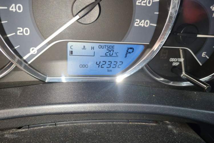 Used Toyota Levin 2017 Revised 185T CVT Elite Edition China V Standard Odometer Close Up