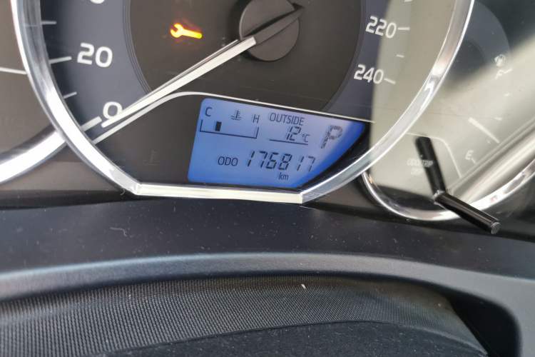 Used Toyota Levin 2017 Revised Version 185T CVT Elite Edition China VI Standard Odometer Close Up