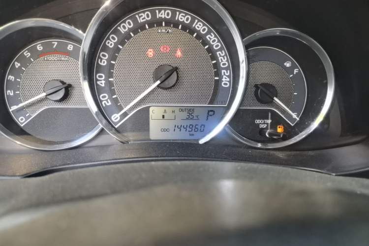 Used Toyota Levin 2017 1.2T V CVT Luxury Edition Odometer Close Up