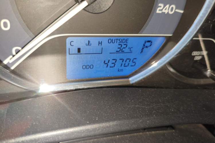 Used Toyota Levin 2017 Revised Version 185T CVT Elite Edition China VI Standard Odometer Close Up