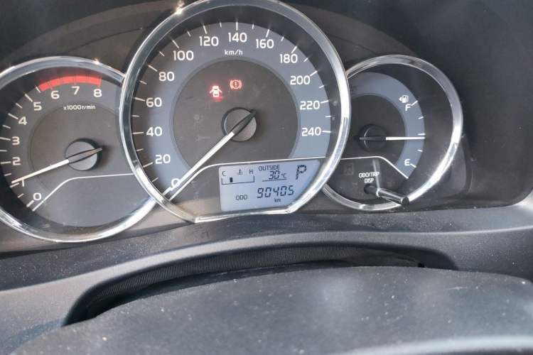 Used Toyota Levin 2017 Revised 185T CVT Elite Edition China V Standard Odometer Close Up