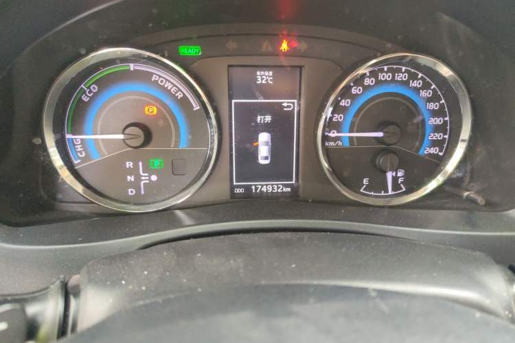 Used Toyota Levin 2017 Revised Dual-Engine 1.8H GS E-CVT Elite Sunroof Version China V Standard Odometer Close Up