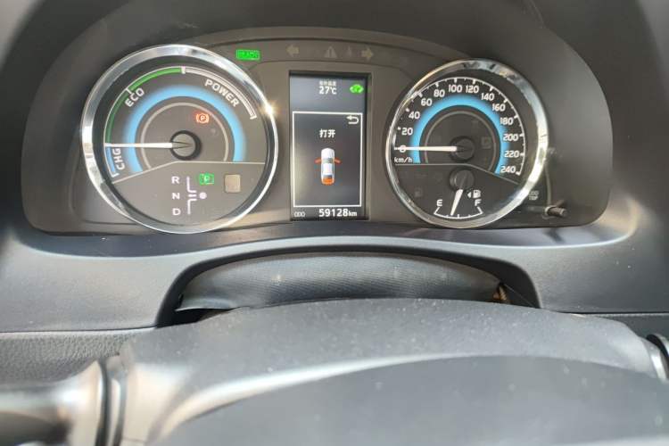 Used Toyota Levin 2017 Revised Dual-Engine 1.8H GS E-CVT Elite Sunroof Version China V Standard Odometer Close Up