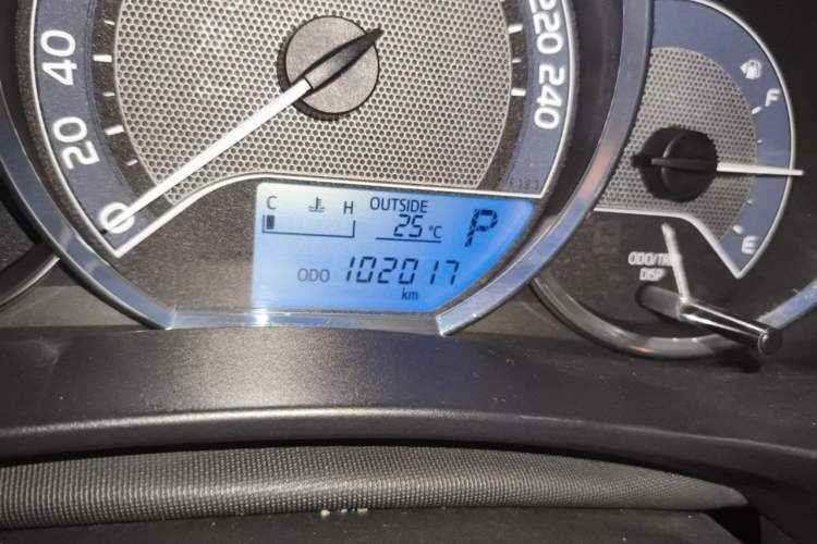 Used Toyota Levin 2017 1.2T G CVT Elite Edition Odometer Close Up
