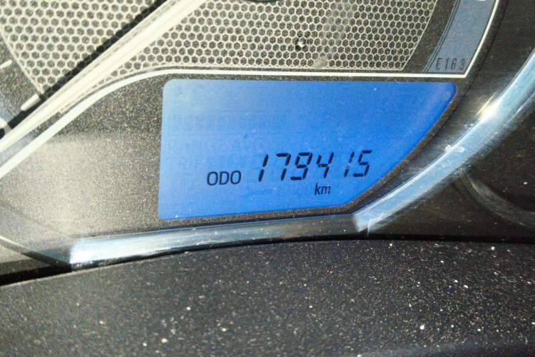 Used Toyota Levin 2017 1.2T G CVT Elite Edition Odometer Close Up