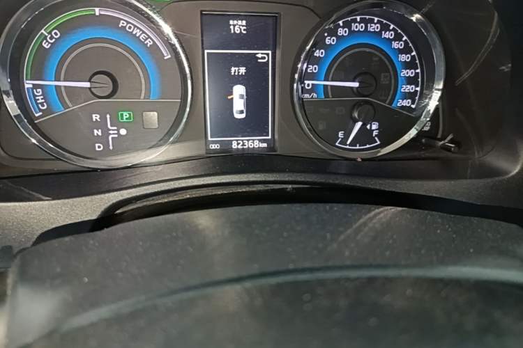 Used Toyota Levin 2017 Revised Dual-Engine 1.8H GS E-CVT Elite Sunroof Version China V Standard Odometer Close Up