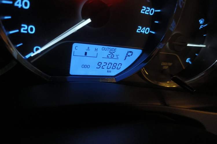 Used Toyota Levin 2017 Revised 185T CVT Elite Edition China V Standard Odometer Close Up