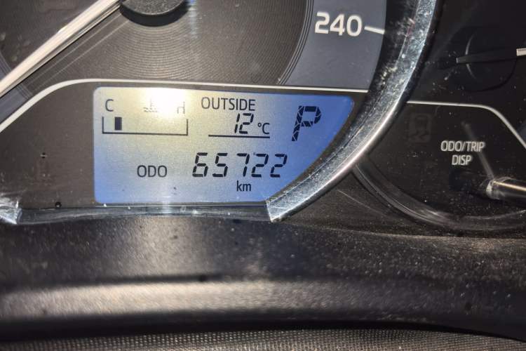Used Toyota Levin 2017 Revised 185T CVT Elite Edition China V Standard Odometer Close Up