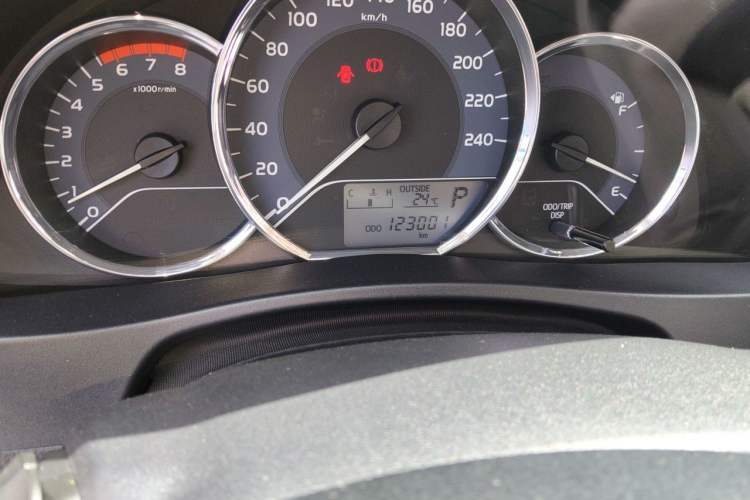 Used Toyota Levin 2017 Revised Version 185T CVT Elite Edition China VI Standard Odometer Close Up