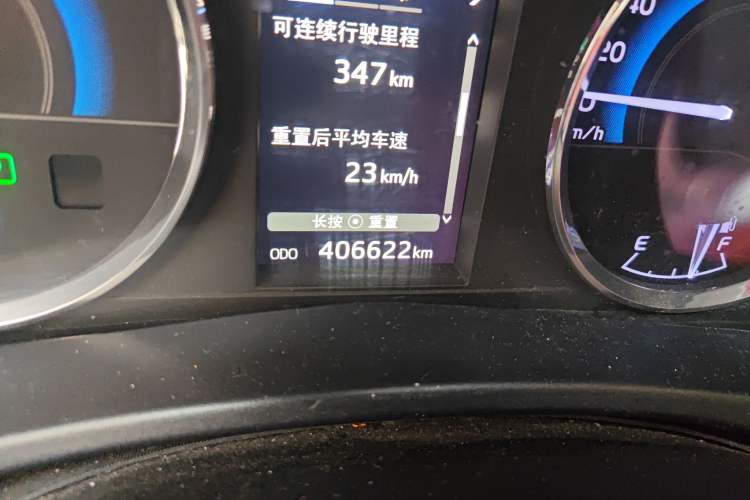 Used Toyota Levin 2017 Revised Dual-Engine 1.8H GS E-CVT Elite Sunroof Version China V Standard Odometer Close Up