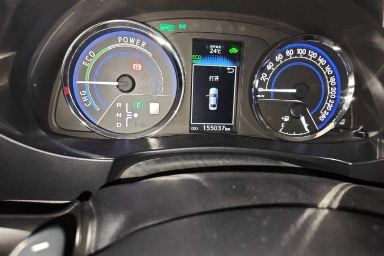 Used Toyota Levin 2017 Revised Dual-Engine 1.8H GS E-CVT Elite Sunroof Version China V Standard Odometer Close Up