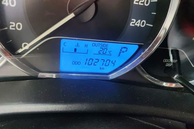 Used Toyota Levin 2017 Revised 185T CVT Elite Edition China V Standard Odometer Close Up