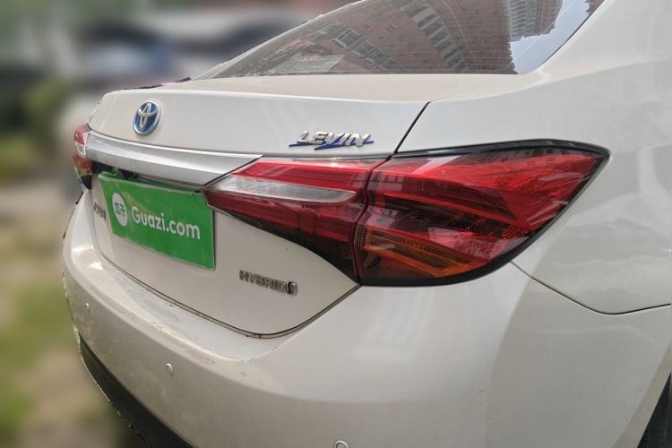 Used Toyota Levin 2017 Revised Dual-Engine 1.8H GS E-CVT Elite Sunroof Version China V Standard Rear
