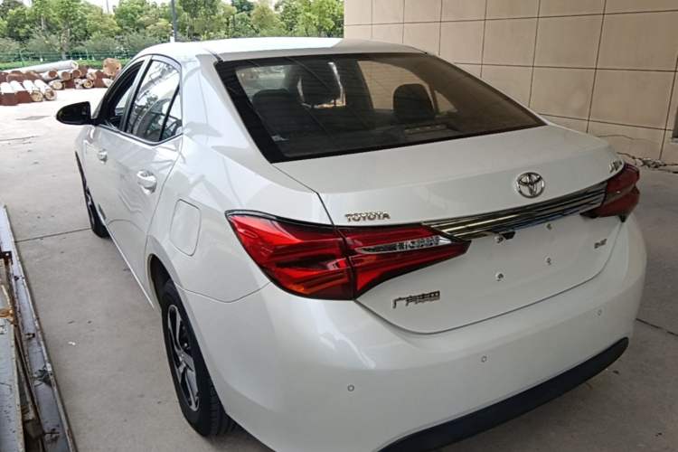 Used Toyota Levin 2017 Revised 185T CVT Elite Edition China V Standard Rear Left 45 Deg