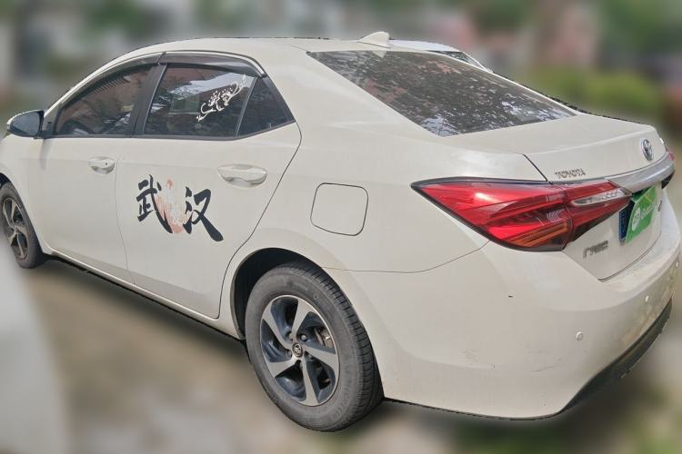 Used Toyota Levin 2017 Revised Dual-Engine 1.8H GS E-CVT Elite Sunroof Version China V Standard Rear Left 45 Deg