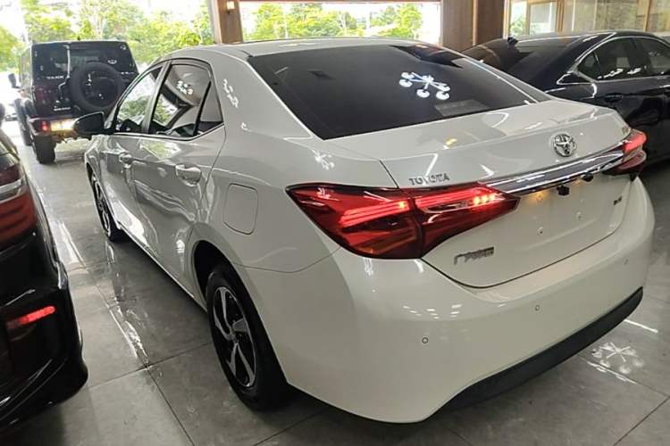 Used Toyota Levin 2017 Revised 185T CVT Elite Edition China V Standard Rear Left 45 Deg