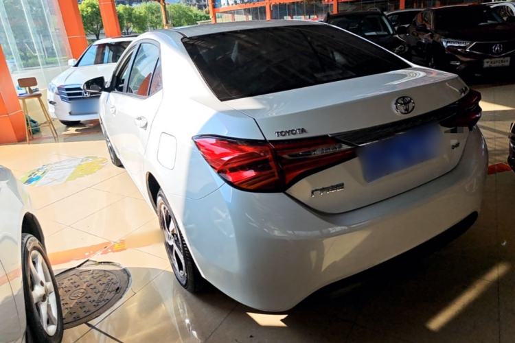 Used Toyota Levin 2017 Revised Version 185T CVT Elite Edition China VI Standard Rear Left 45 Deg
