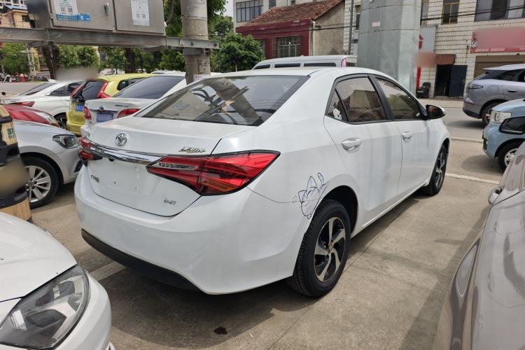 Used Toyota Levin 2017 Revised 185T CVT Elite Edition China V Standard Rear Right 45 Deg