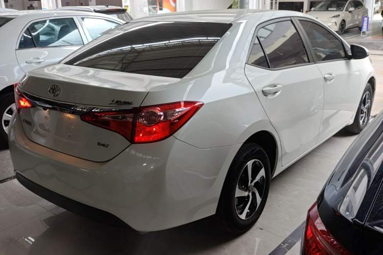 Used Toyota Levin 2017 Revised Version 185T CVT New Sharp Edition China V Standard Rear Right 45 Deg