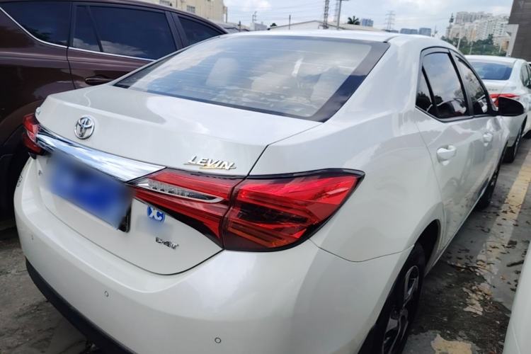 Used Toyota Levin 2017 Revised 185T CVT Elite Edition China V Standard Rear Right 45 Deg